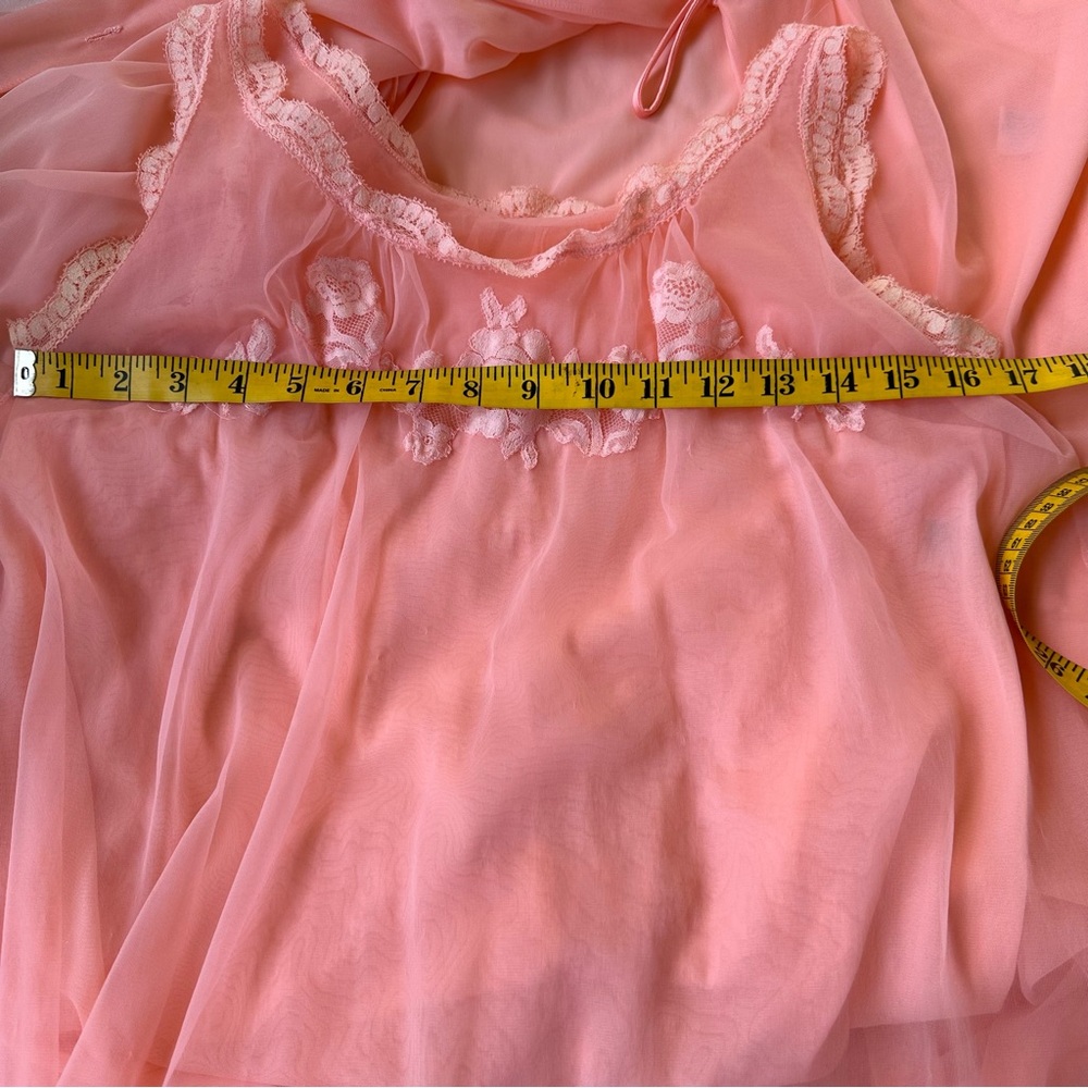 Vintage Coral nightgown twinset peignoir by Gossard.EUC. - Picture 8 of 10